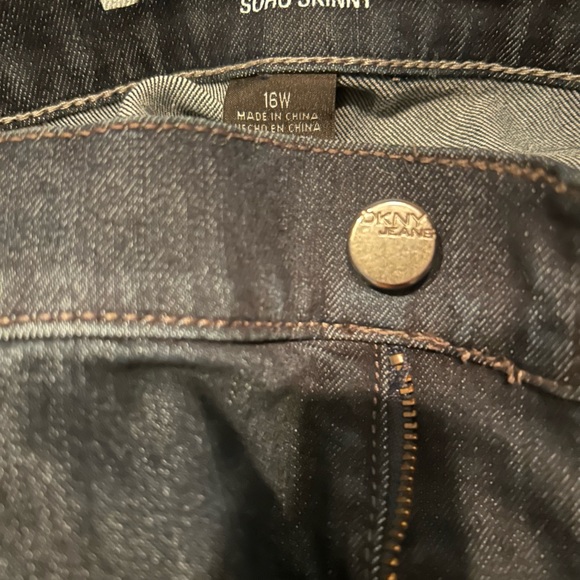 DKNY Soho Skinny Jeans 16w - Picture 2 of 4